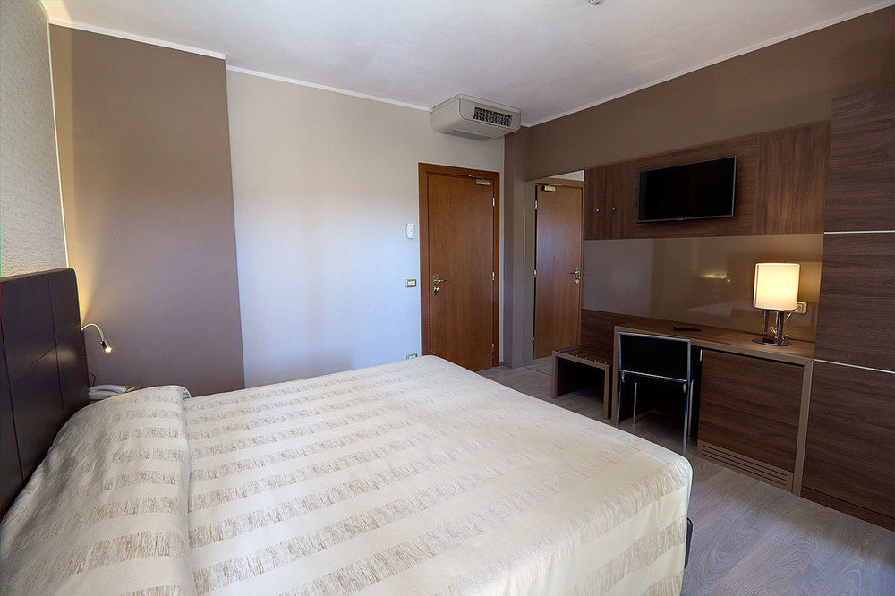 Hotel Park Castiglion Fiorentino Esterno foto